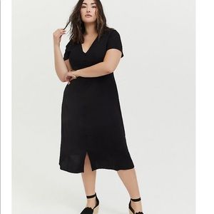 BLACK CHALLIS BUTTON MIDI DRESS